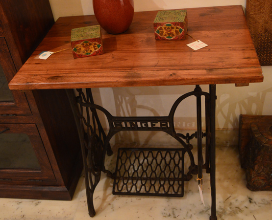TH Console Table
